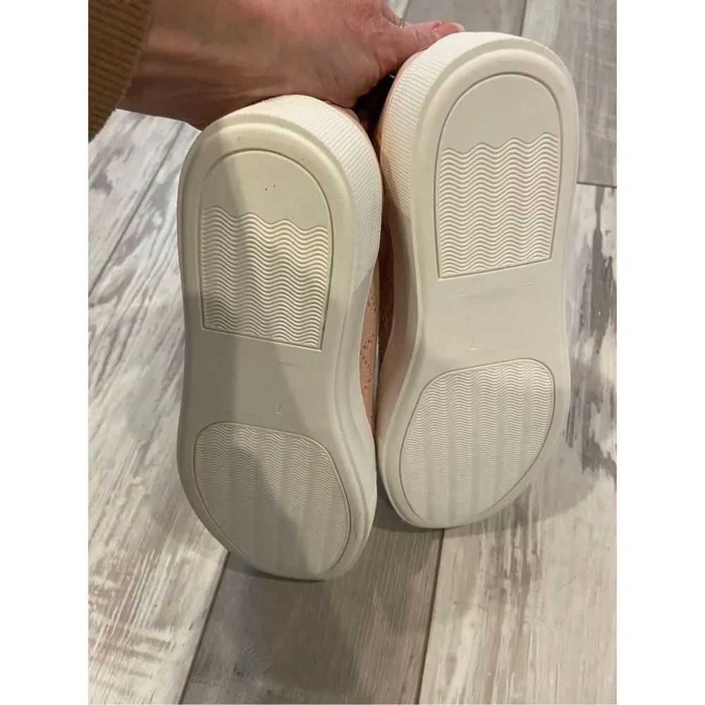Soda slip on casual shoe/tennis shoe size 7 - Picture 6 of 10